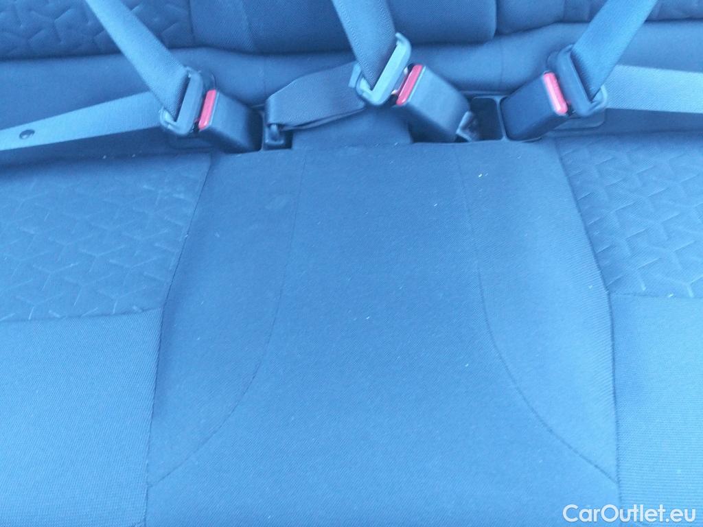  Toyota  Corolla TOYOTA  1.8 125H ACTIVE TECH E-CVT #30