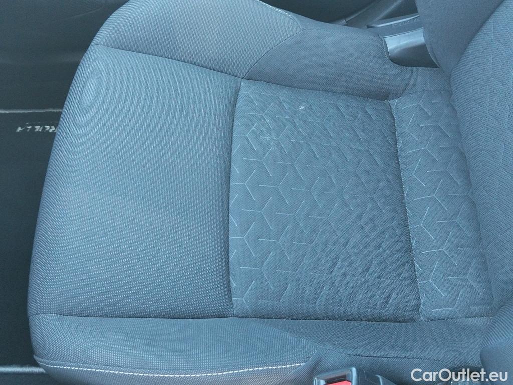  Toyota  Corolla TOYOTA  1.8 125H ACTIVE TECH E-CVT #29