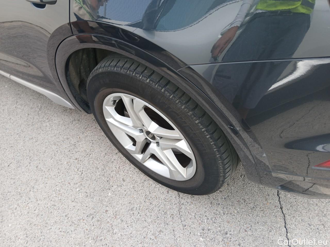  Audi  Q5  FYG 35 TDI advanced 2.0 TDI 165CV AT7 E6d #18