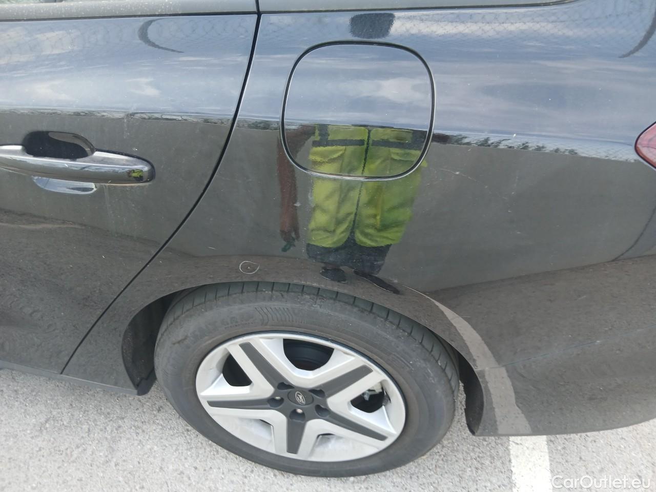  Ford  Focus  Sportbreak Trend Plus 1.5 EcoBlue 120CV AT8 E6d ###ADAPTACION MINUSVALIDO### #15