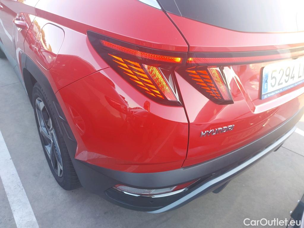  Land Rover  Discovery HYUNDAI Tucson / 2020 / 5P / todoterreno 1.6 TGDI PHEV 195kW Style Auto 4x4 #15