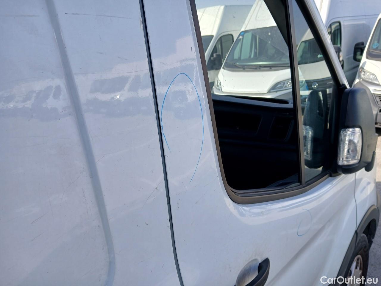  Ford  Transit FORD  / 2013 / 4P / furgón 350 96kW L2H2 Van Trend FWD MHEV #34