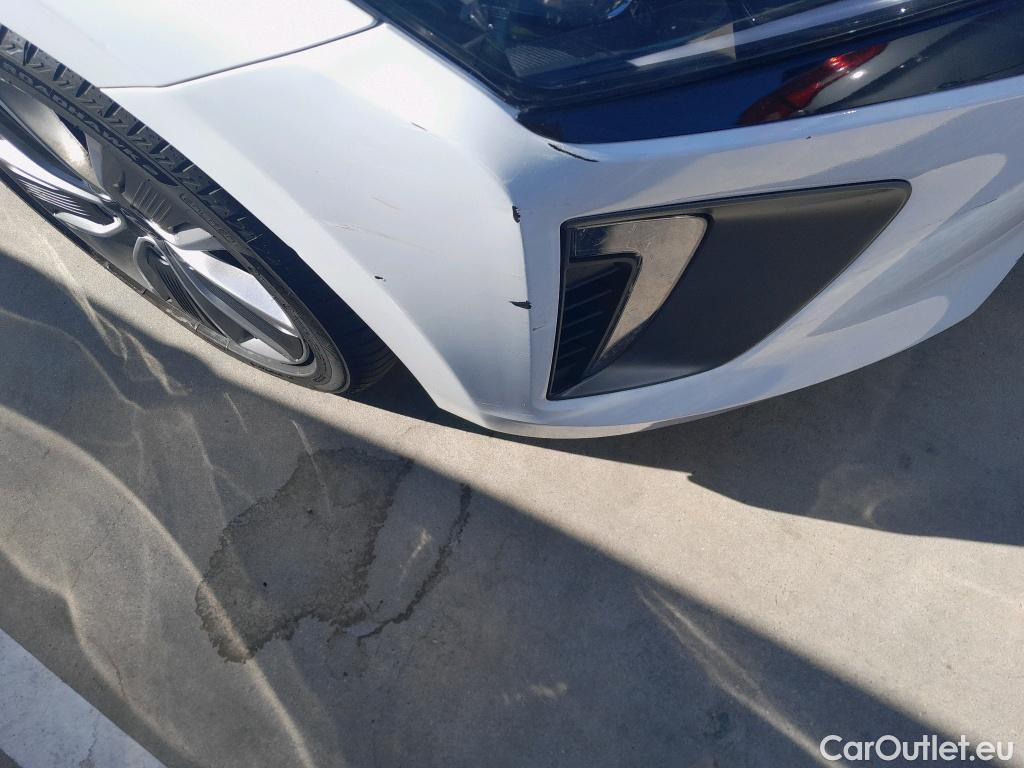  Hyundai   Ioniq HYUNDAI / 2016 / 5P / berlina con portón 1.6 GDI HEV Tecno DCT (AC) #21