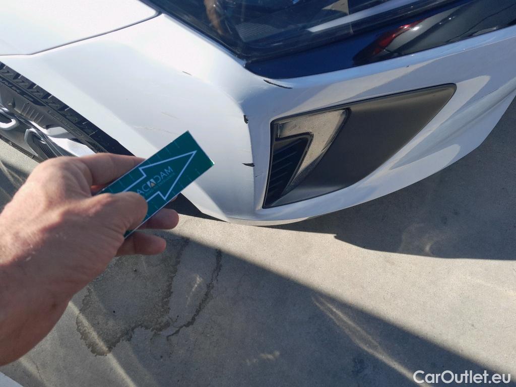  Hyundai   Ioniq HYUNDAI / 2016 / 5P / berlina con portón 1.6 GDI HEV Tecno DCT (AC) #22