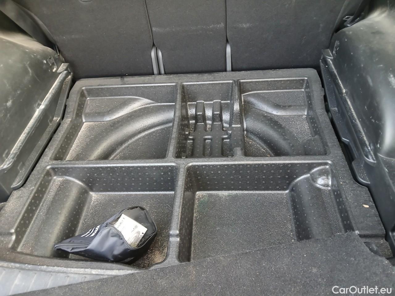  Land Rover  Discovery HYUNDAI Tucson / 2020 / 5P / todoterreno 1.6 TGDI 169kW (230CV) HEV Maxx Auto #9