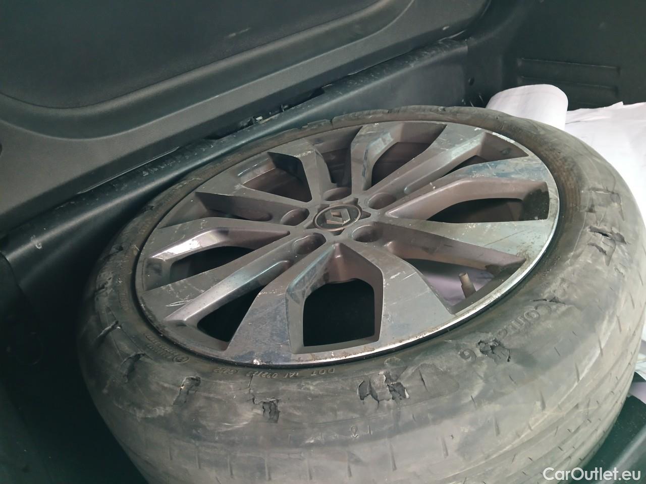  Renault  Megane  IV Berlina 5P Techno 1.5 dCi 115CV MT6 E6d #SIN LLAVES# #33