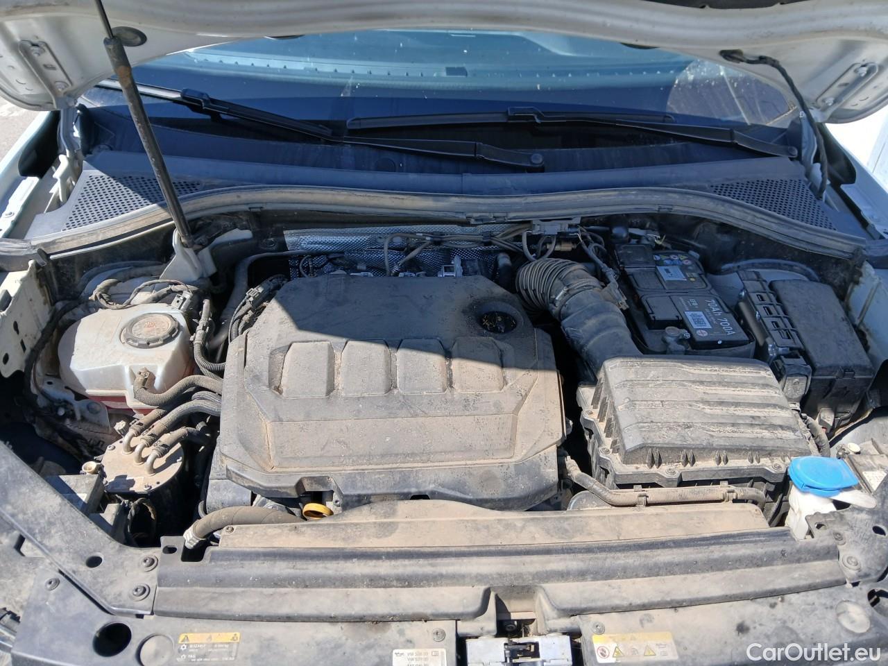  Volkswagen  Tiguan  Life 2.0 TDI 150CV AT7 E6d #5