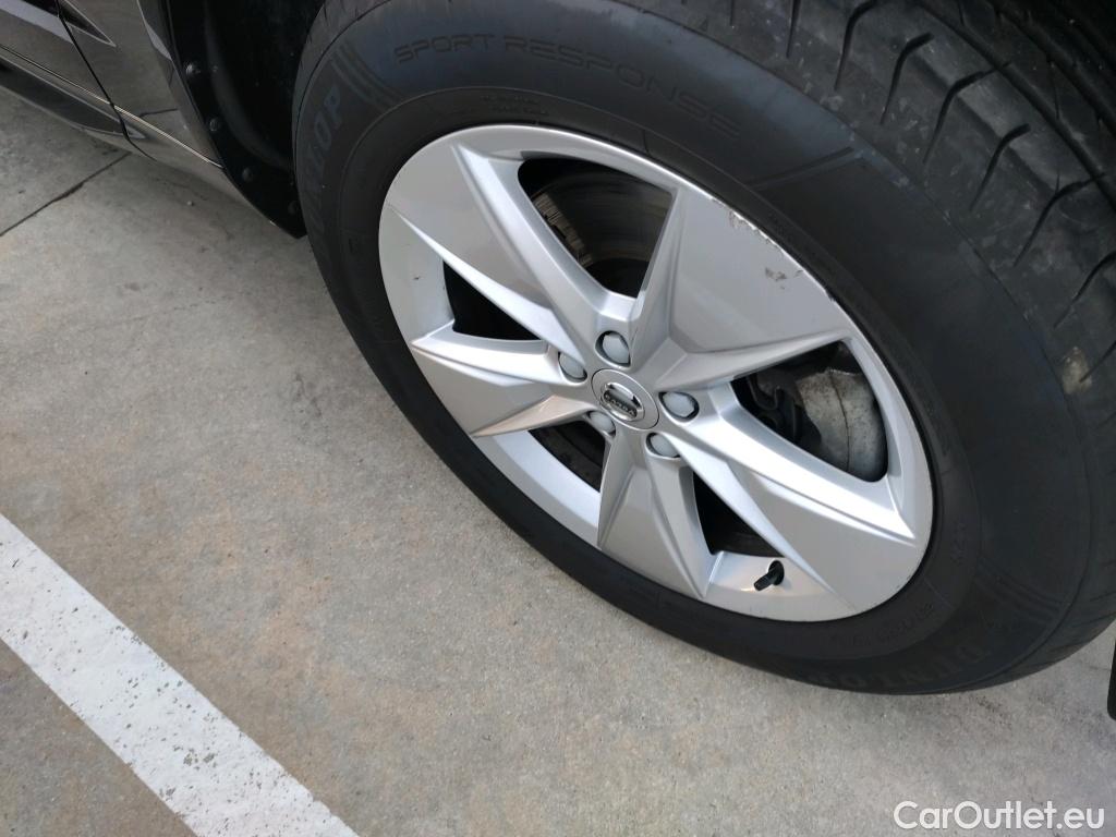  Volvo  XC60  Momentum AWD 2.0 T5 250CV AT8 E6dT #18