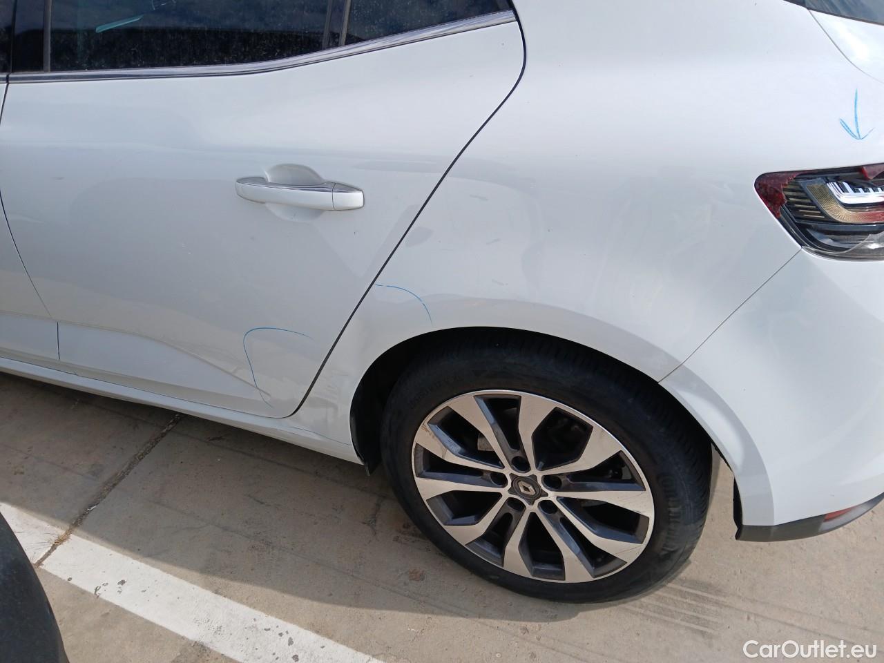  Renault  Megane  IV Berlina 5P Techno 1.5 dCi 115CV MT6 E6d #SIN LLAVES# #17