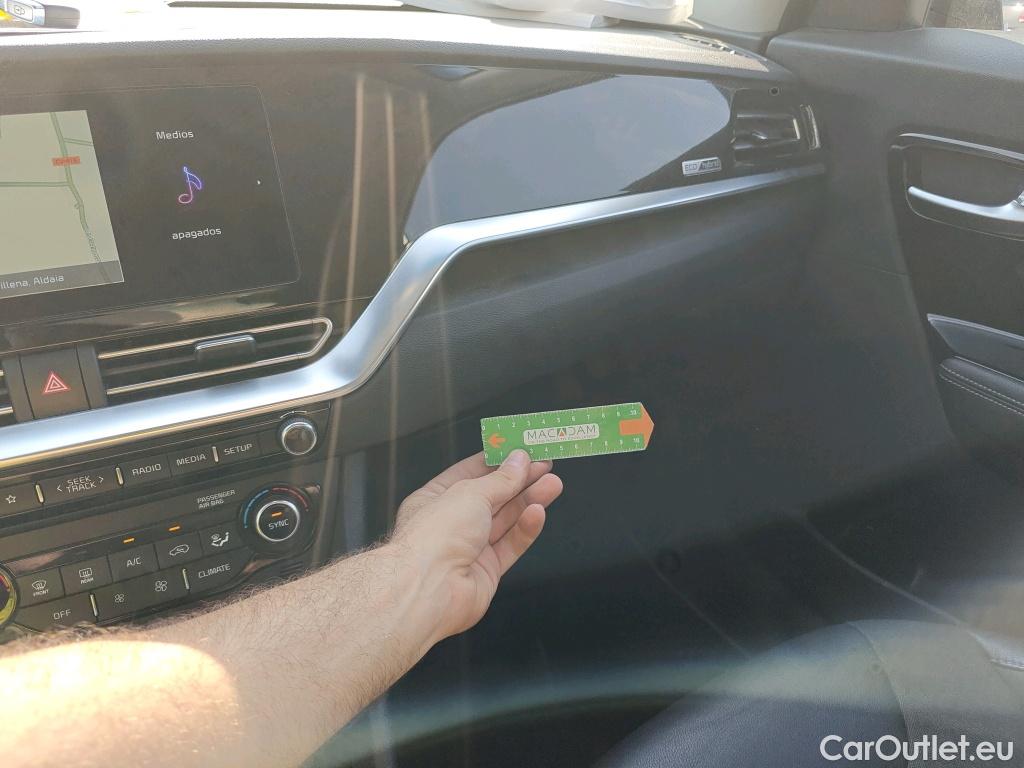  KIA  Niro  Emotion 1.6 105CV AT6 E6d #33