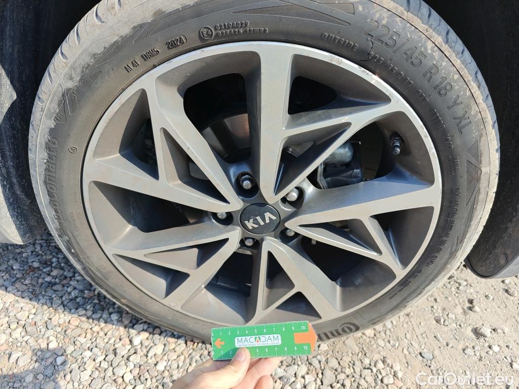  KIA  Niro  Emotion 1.6 105CV AT6 E6d #5