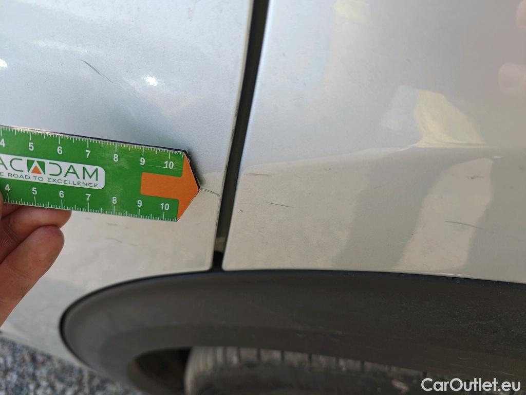  KIA  Niro  Emotion 1.6 105CV AT6 E6d #15