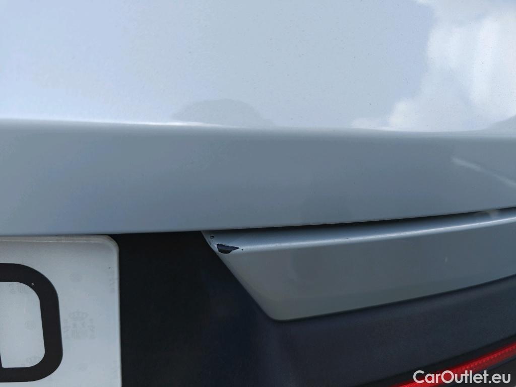  Volvo  XC 40 VOLVO XC40 / 2017 / 5P / todoterreno 1.5 T4 Twin Recharge R-Design Auto #19