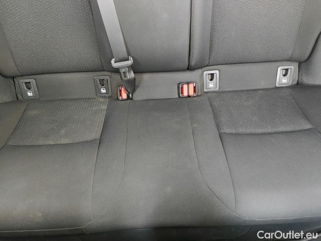  Toyota  C-HR TOYOTA  / 2016 / 5P / todoterreno 1.8 125H Advance (CX) #30