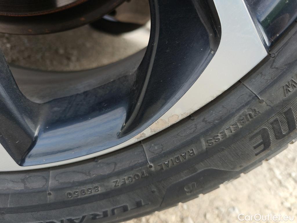  Toyota  C-HR TOYOTA  / 2016 / 5P / todoterreno 1.8 125H Advance (CX) #9