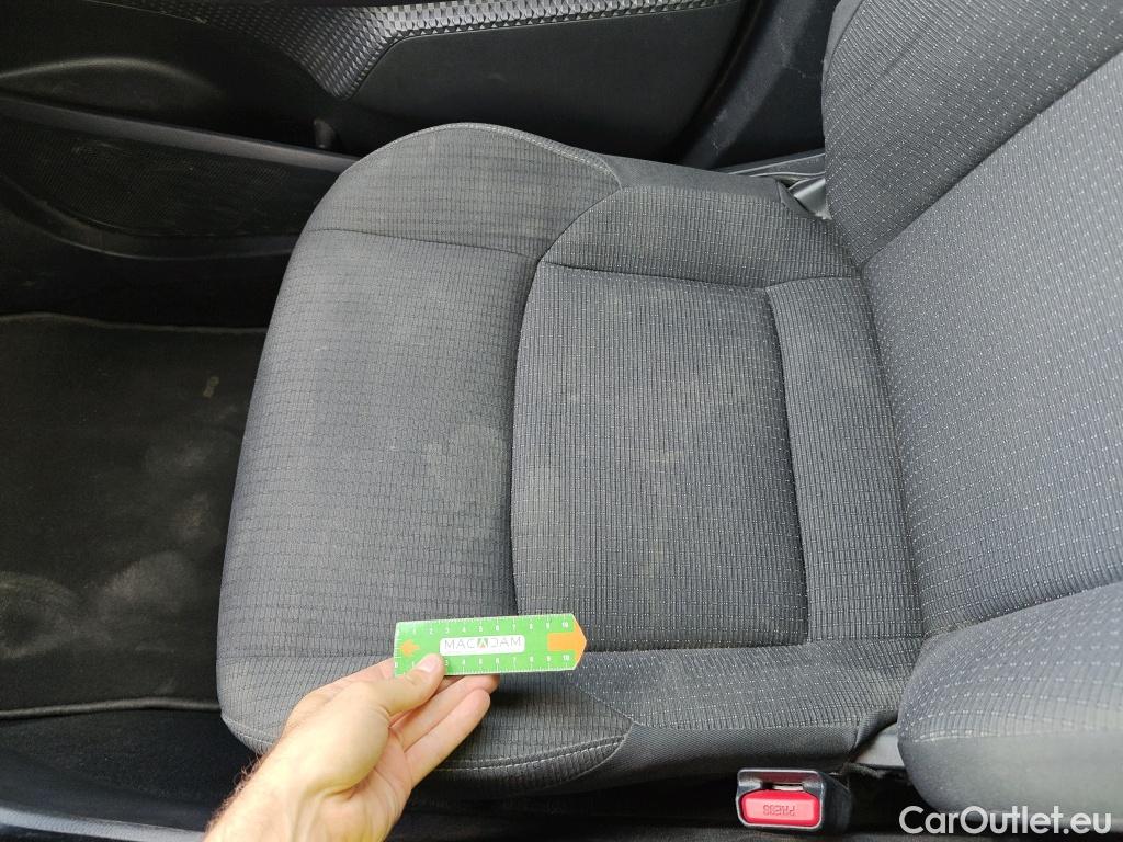  Toyota  C-HR TOYOTA  / 2016 / 5P / todoterreno 1.8 125H Advance (CX) #29