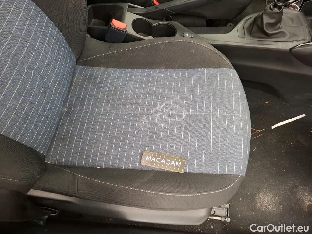  Peugeot  208 PEUGEOT  Affaire / 2019 / 5P / Berline / VU 1.5 BlueHDi 100 S&S Premium #23