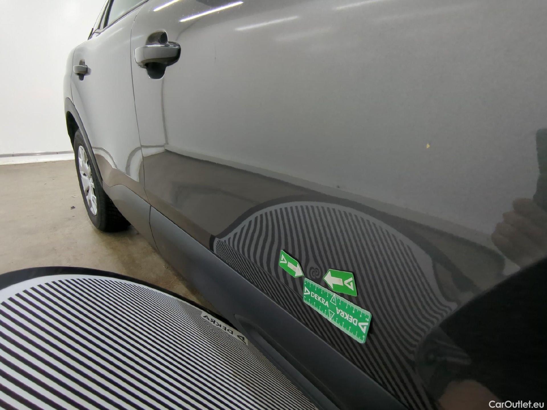  Citroen  C4  Berline Live Pack Business R 1.5 BlueHDI 110CV BVM6 E6d #18