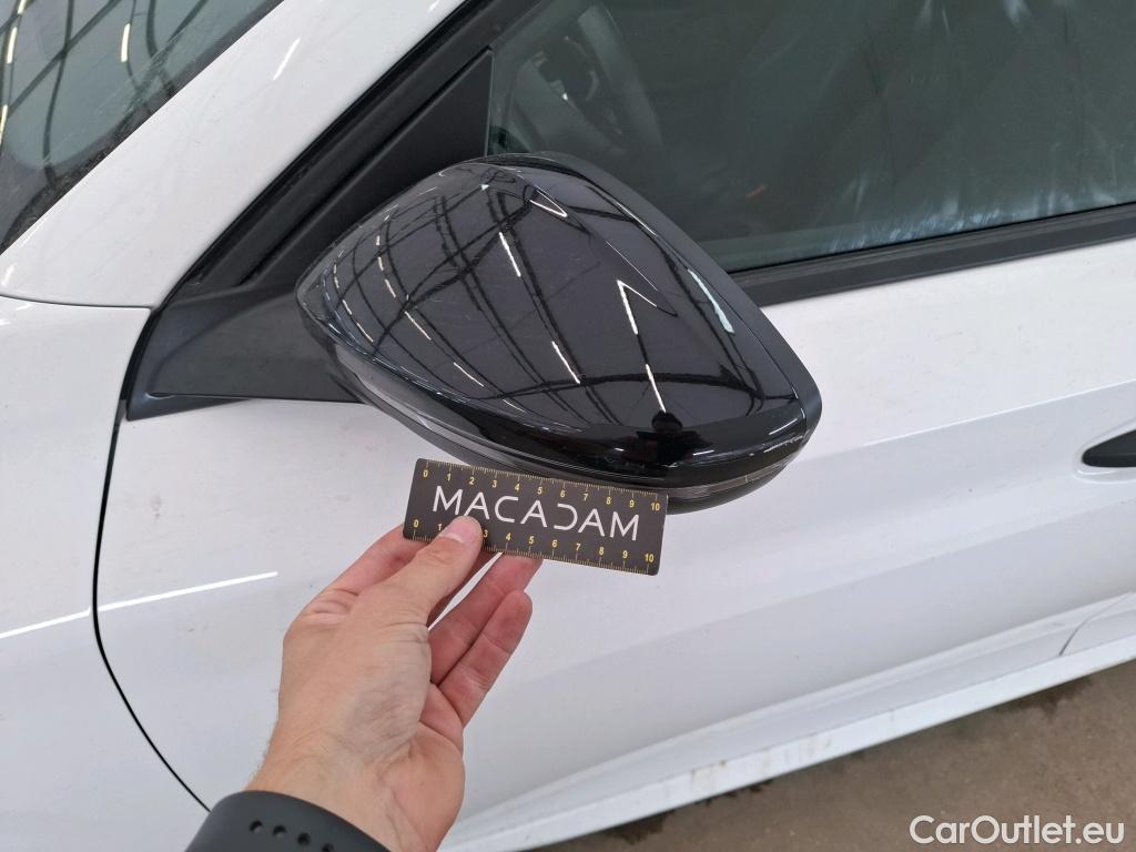  Peugeot  208 PEUGEOT  Affaire / 2019 / 5P / Berline / VU 1.5 BlueHDi 100 S&S Premium #32