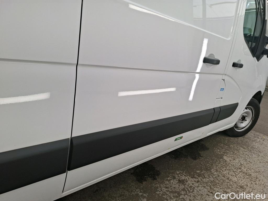 Renault  Master RENAULT   2019  4P  Fourgon tôlé FG Tr CF F3300 L2H2 Blue dCi 135 #1