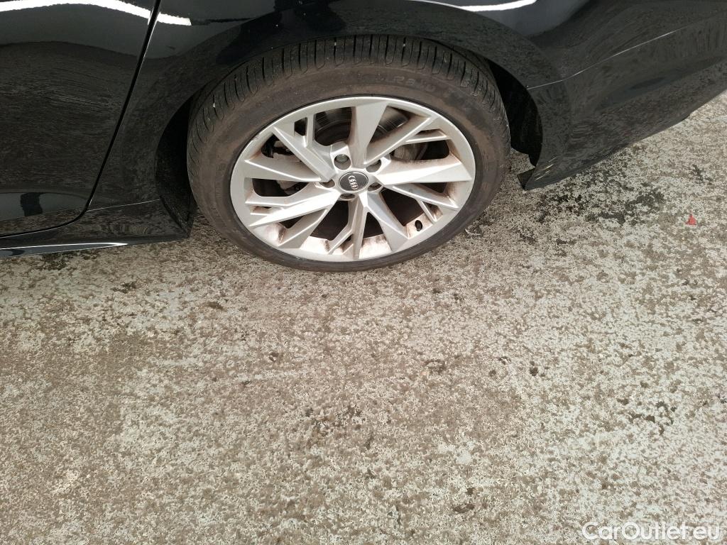  Audi  A5 Sportback AUDI  / 2019 / 5P / Berline 35 TDI 163 S TRONIC 7 BUSI LINE SB #9