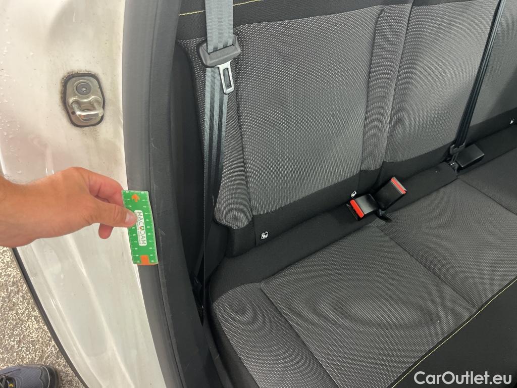  Citroen  C3 CITROEN  / 2020 / 5P / Berline PureTech 83 S&S BVM Feel Pack #4