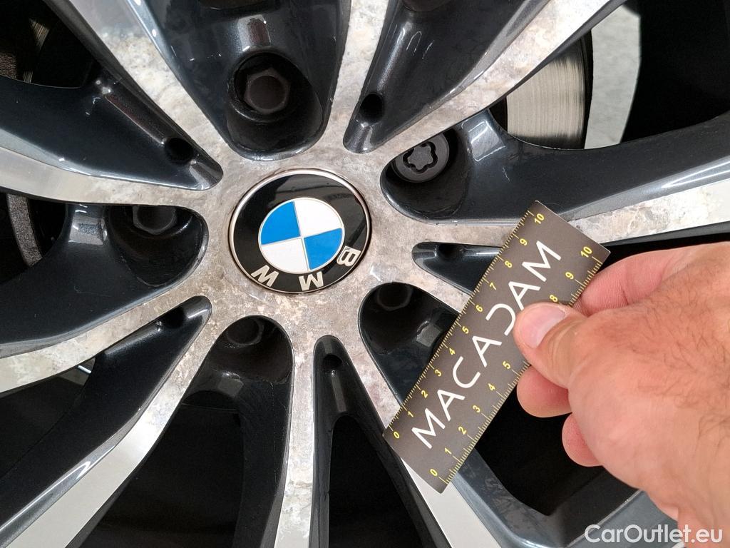  Bmw  Serie 3 BMW Série 3 Touring / 2019 / 5P / Break 316d 122ch Business Design BVA8 #13