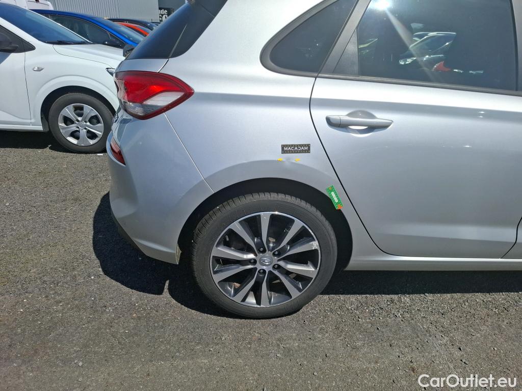  Hyundai  i30 HYUNDAI  / 2016 / 5P / Berline 1.6 CRDI 115 DCT-7 EDITION #MONDIAL 2019(SP) #29