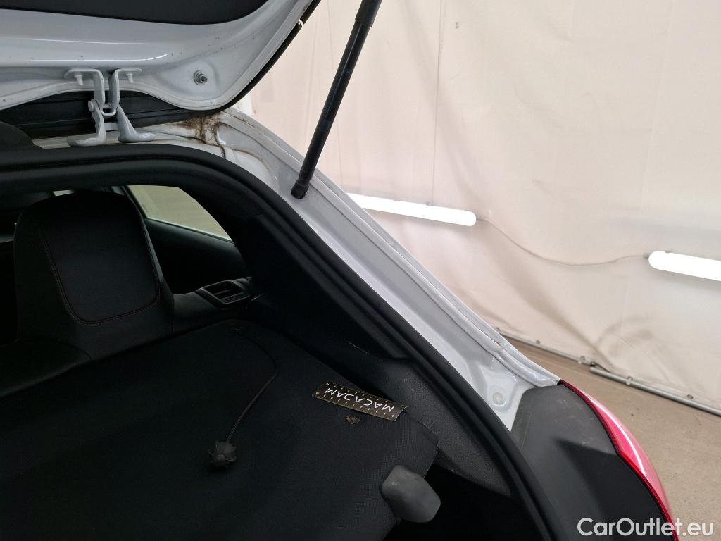  Mercedes  A-Klasse MERCEDES-BENZ Classe A Compact / 2018 / 5P / Berline A 180 d AMG Line 8G-DCT #15