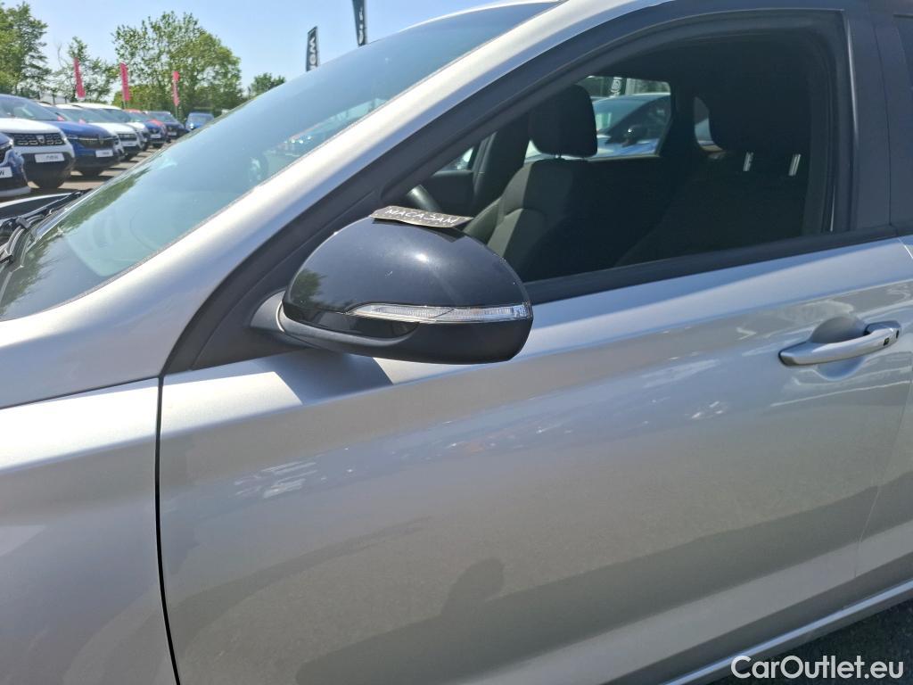  Hyundai  i30 HYUNDAI  / 2016 / 5P / Berline 1.6 CRDI 115 DCT-7 EDITION #MONDIAL 2019(SP) #51