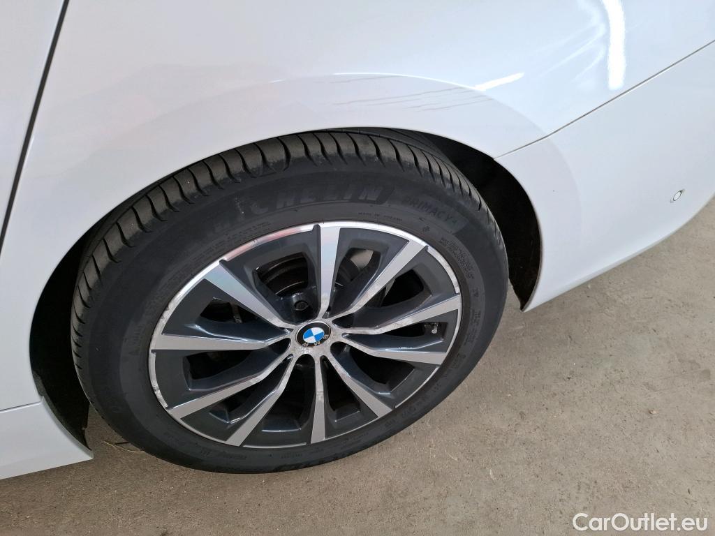 Bmw  Serie 3 BMW Série 3 Touring / 2019 / 5P / Break 316d 122ch Business Design BVA8 #9