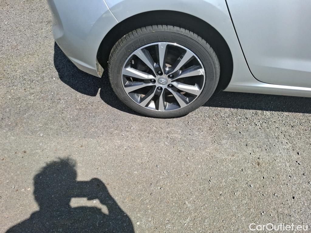  Hyundai  i30 HYUNDAI  / 2016 / 5P / Berline 1.6 CRDI 115 DCT-7 EDITION #MONDIAL 2019(SP) #55