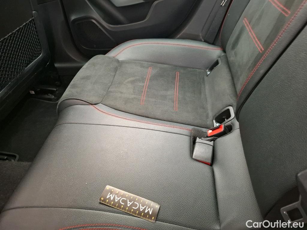  Mercedes  A-Klasse MERCEDES-BENZ Classe A Compact / 2018 / 5P / Berline A 180 d AMG Line 8G-DCT #29