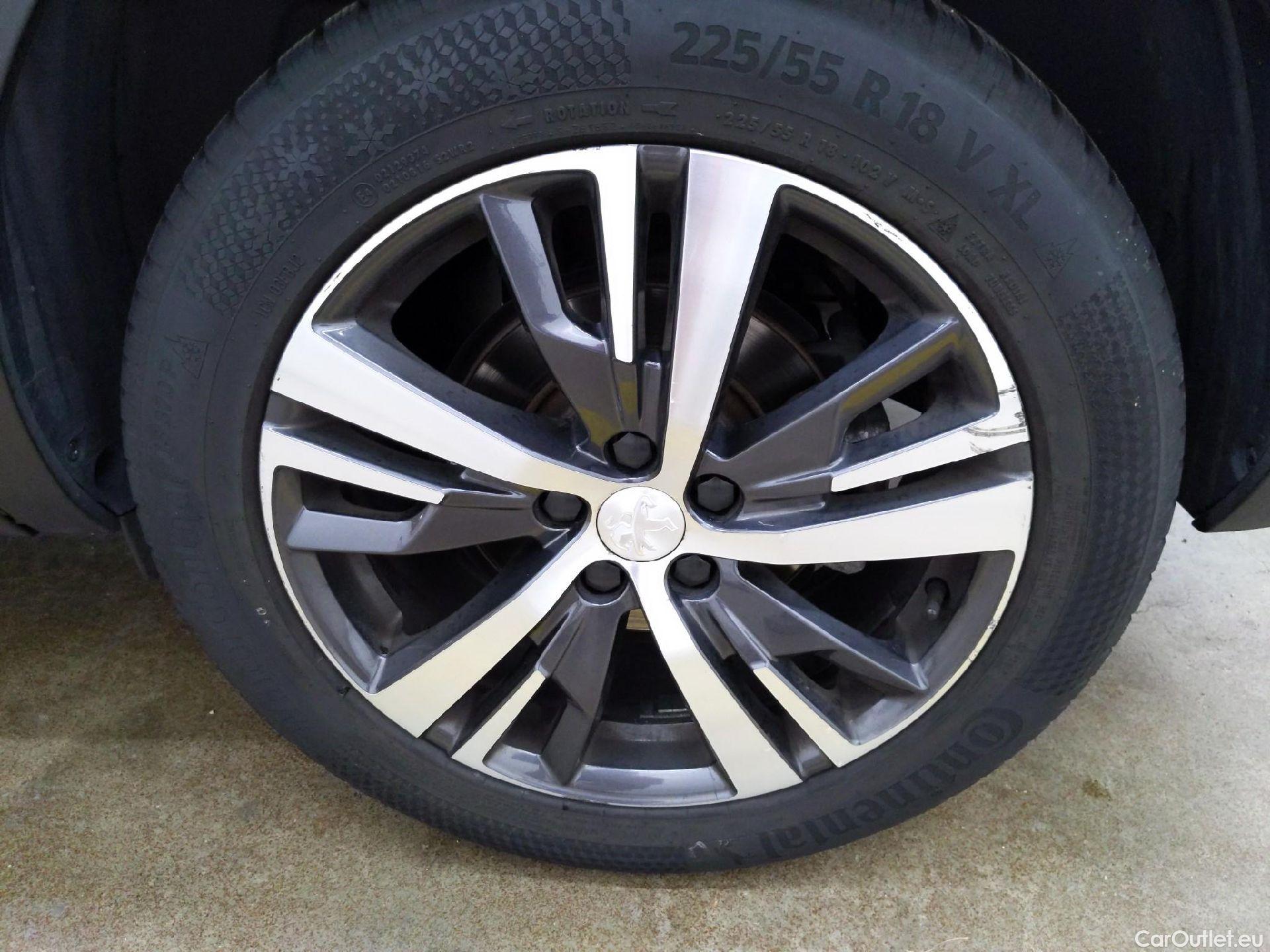  Peugeot  5008  Allure Pack 2.0 HDi 175CV BVA8 7 Sieges E6d #21