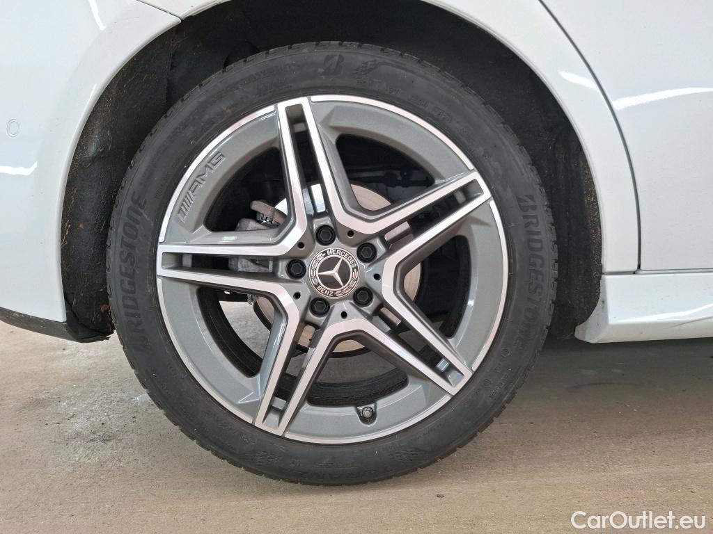 Mercedes  A-Klasse MERCEDES-BENZ Classe A Compact / 2018 / 5P / Berline A 180 d AMG Line 8G-DCT #26