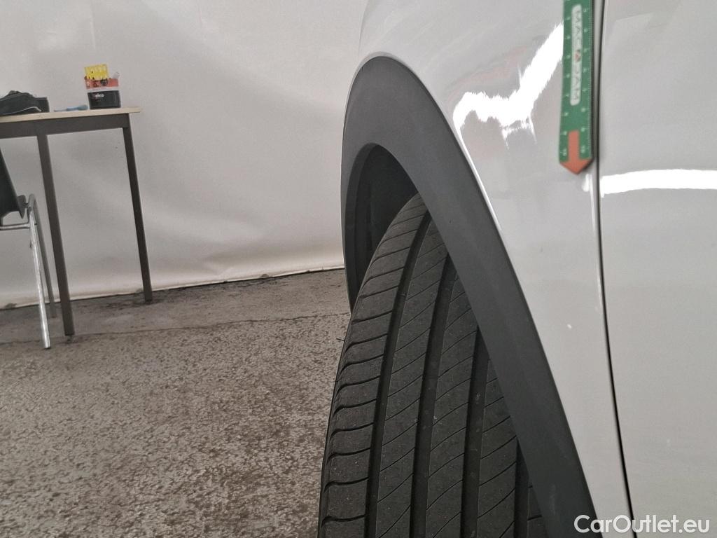  Peugeot  3008  Allure Pack 1.5 HDi 130CV BVA8 E6d #3