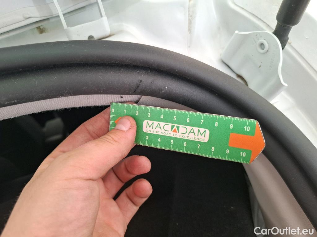  Renault  Clio  IV Business 0.9 TCe 90CV BVM5 E6 #31