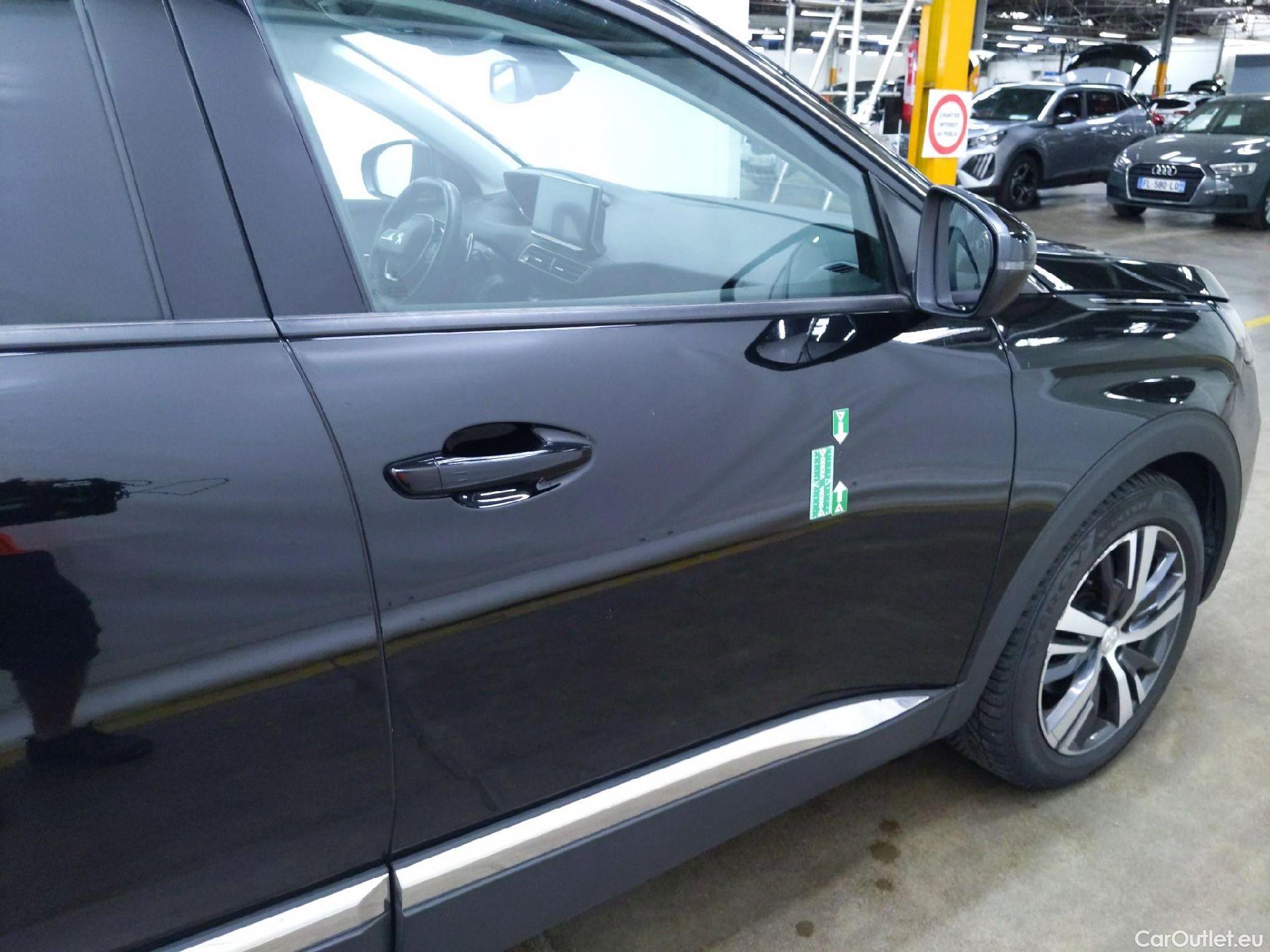 Peugeot  5008  Allure Pack 2.0 HDi 175CV BVA8 7 Sieges E6d #46