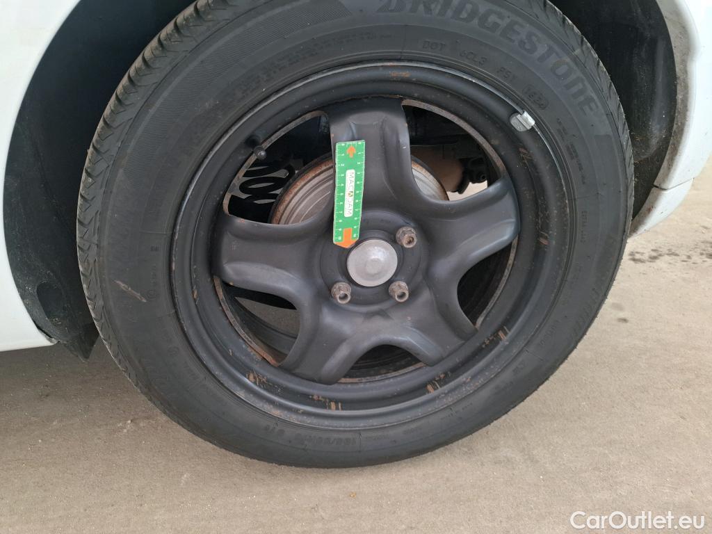  Renault  Clio  IV Business 0.9 TCe 90CV BVM5 E6 #38