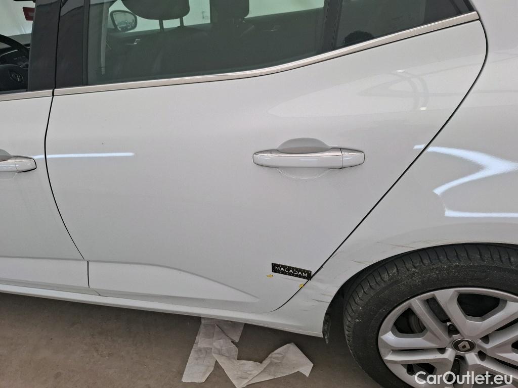  Renault  Megane RENAULT Mégane Berline / 2015 / 5P / Berline Business Blue dCi 115 EDC #15