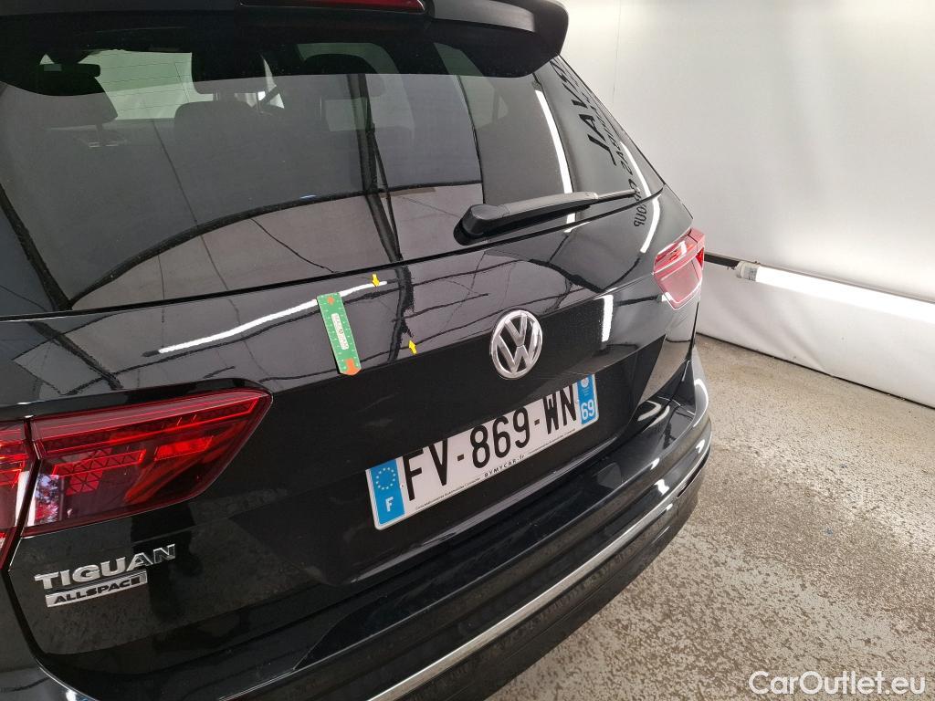  Volkswagen  Tiguan VOLKSWAGEN  Allspace / 2017 / 5P / SUV 2.0 TDI 150 DSG7 Carat Exclusive #1
