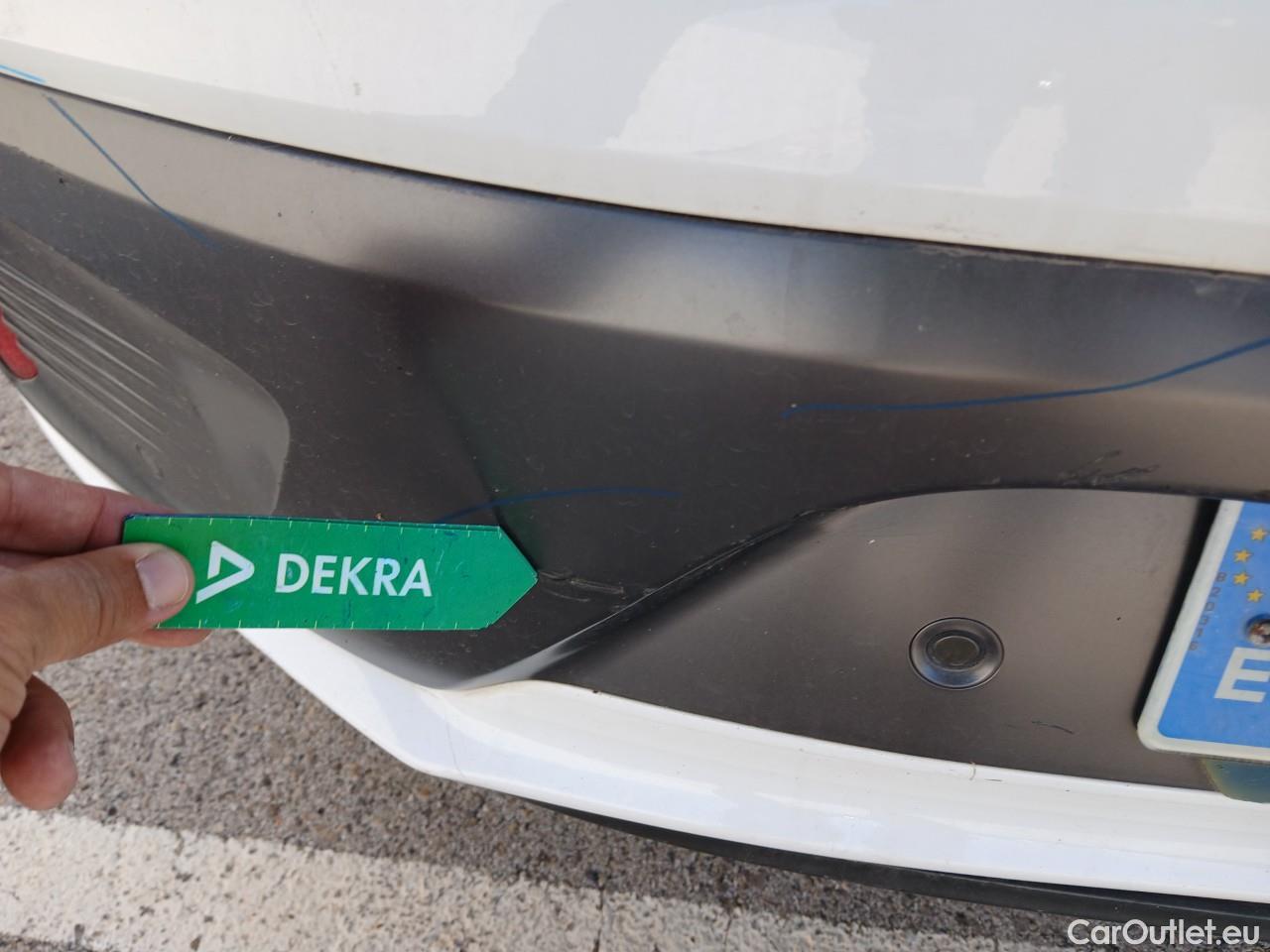  Hyundai   Ioniq HYUNDAI / 2019 / 5P / berlina con portón 1.6 GDI HEV Klass DCT #25