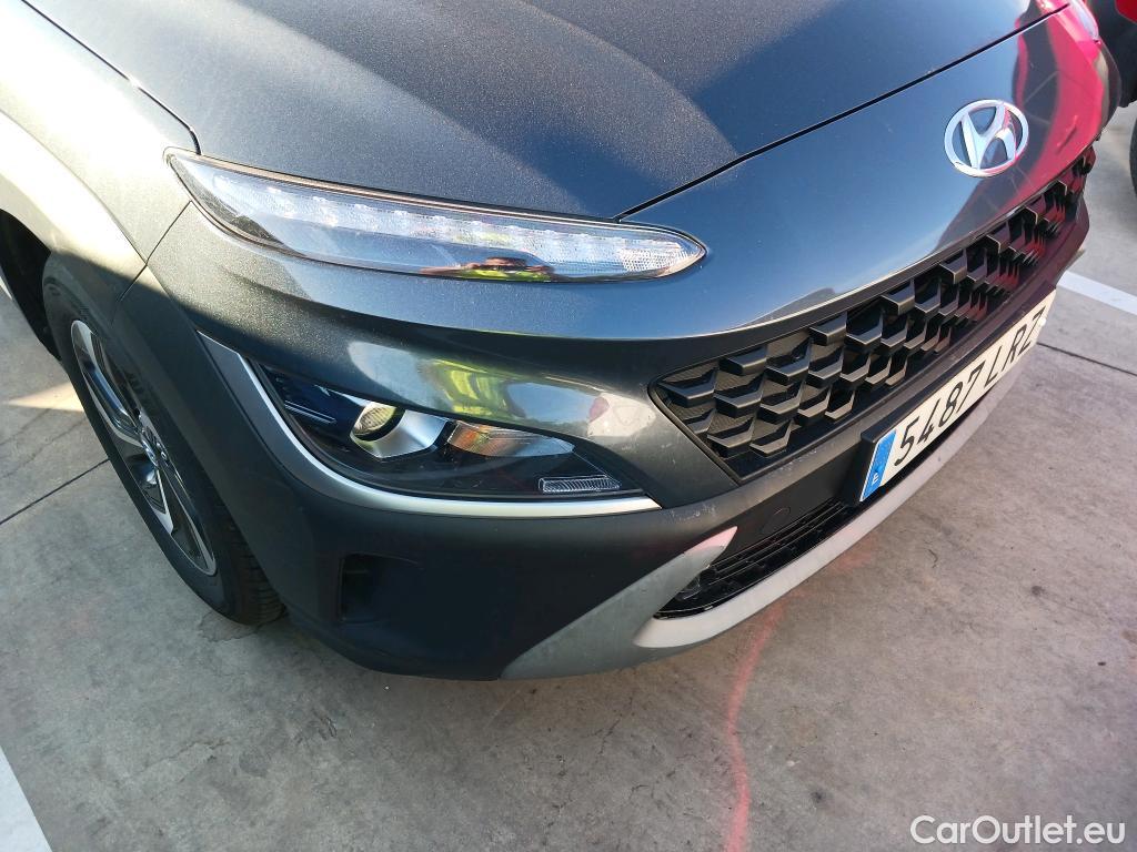  Land Rover  Discovery HYUNDAI Kona / 2020 / 5P / todoterreno 1.6 GDI HEV Maxx DCT #32