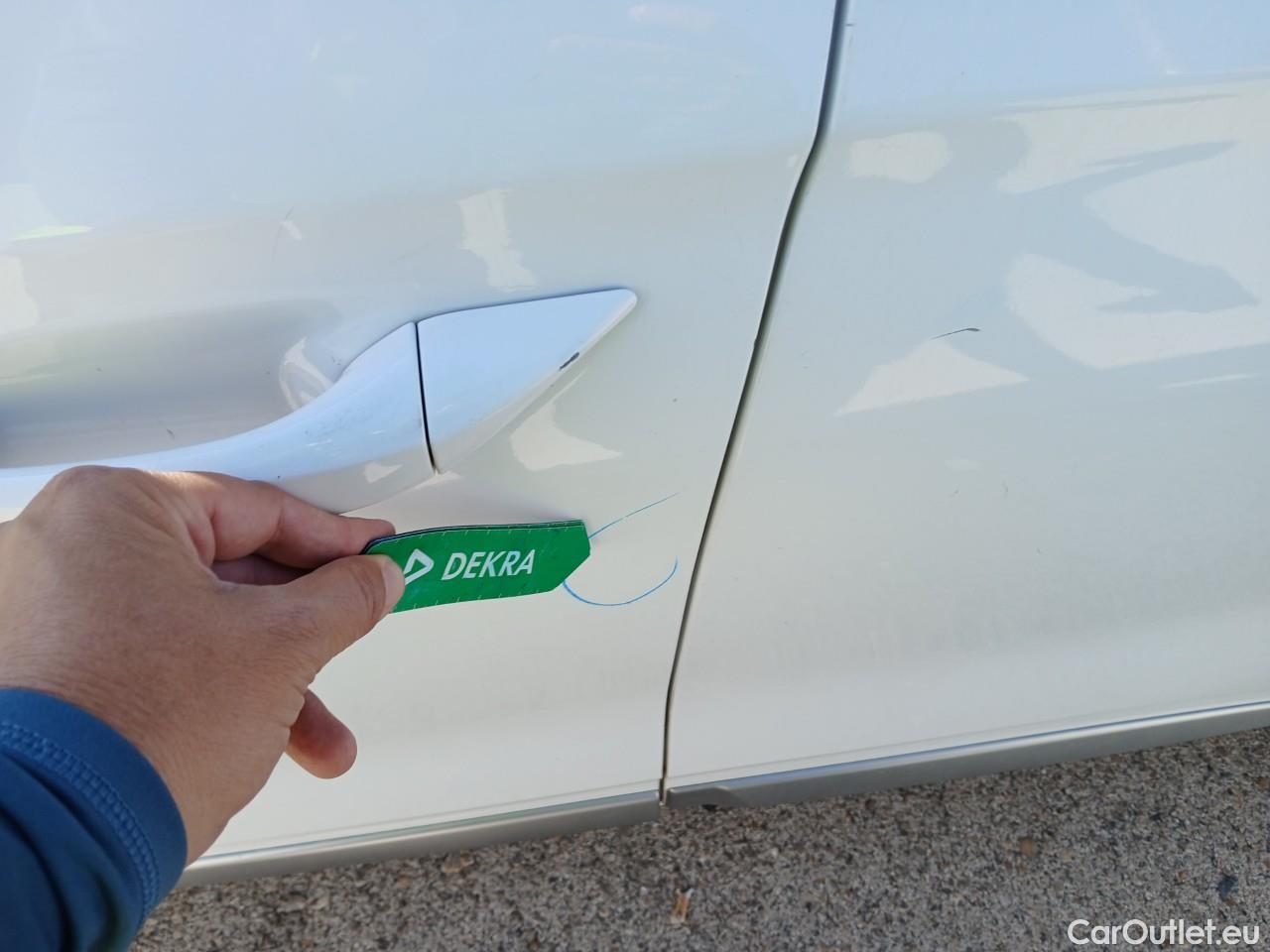  Hyundai   Ioniq HYUNDAI / 2019 / 5P / berlina con portón 1.6 GDI HEV Klass DCT #22
