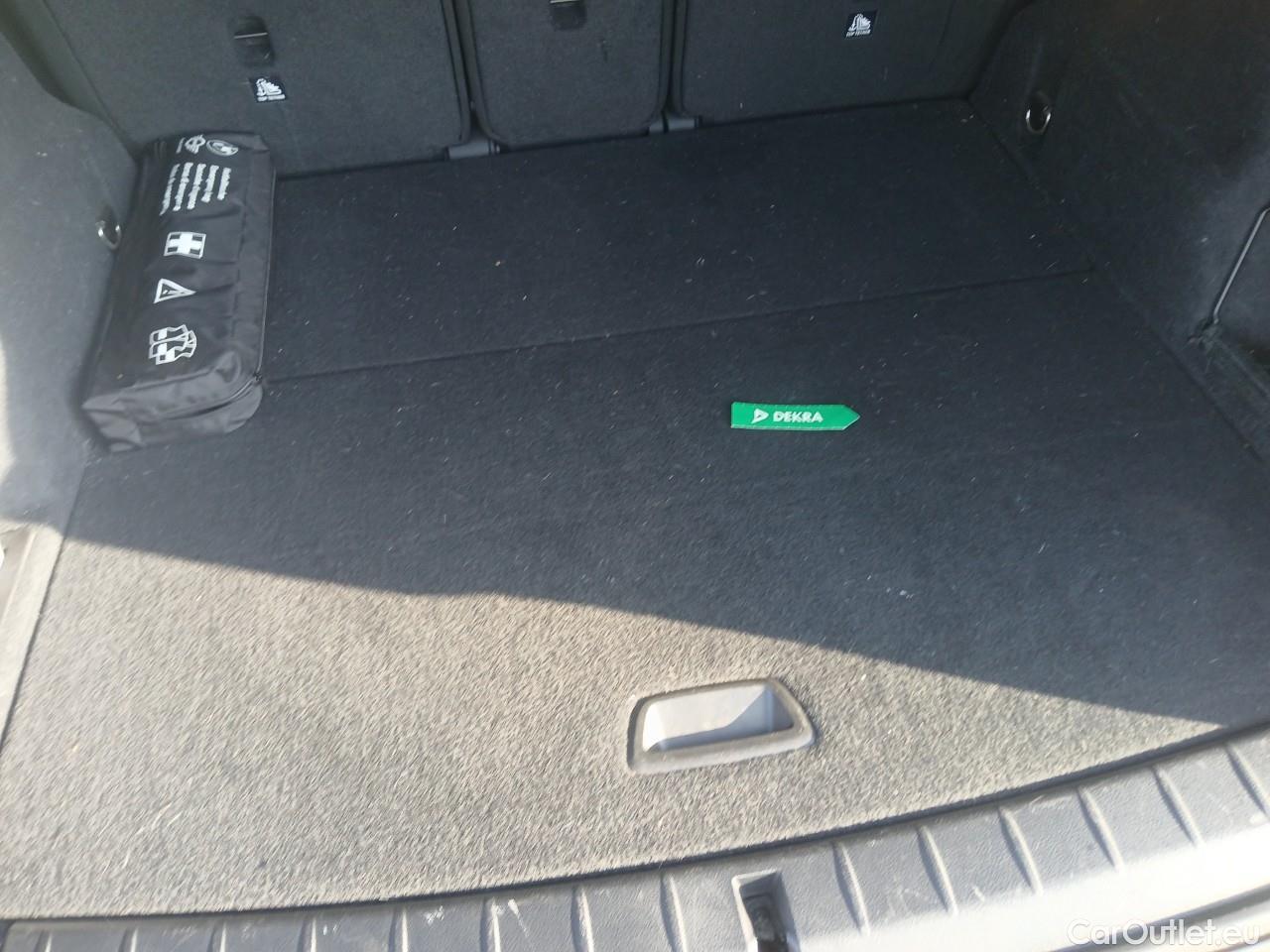  Bmw  X1 BMW  / 2015 / 5P / todoterreno sDrive16d #5