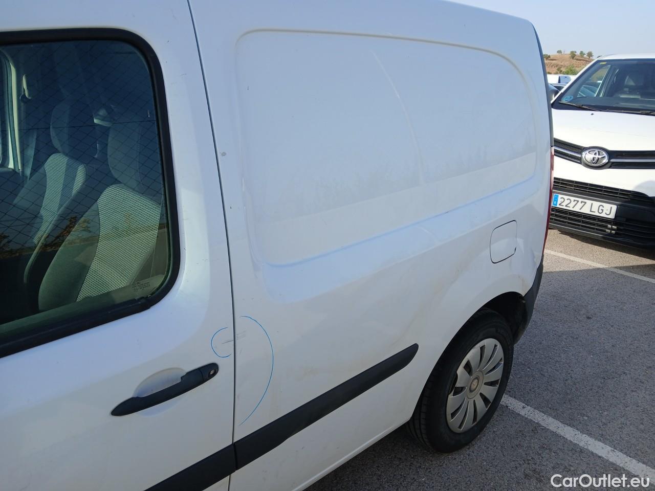  Mercedes  Citan MERCEDES-BENZ  / 2012 / 4P / furgón derivado de turismo 109 CDI Furgón Largo #42
