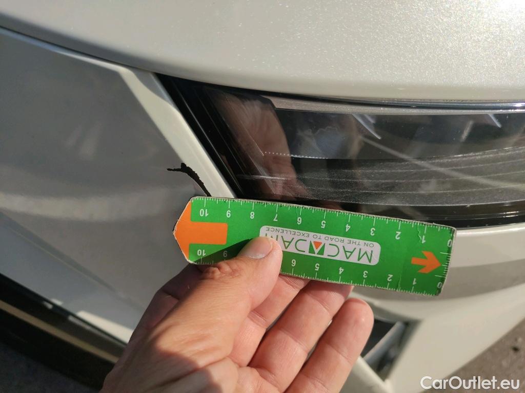  Land Rover  Discovery NISSAN QASHQAI / 2021 / 5P / todoterreno DIG-T 116kW mHEV Xtronic Premiere Edit.(SL) #19