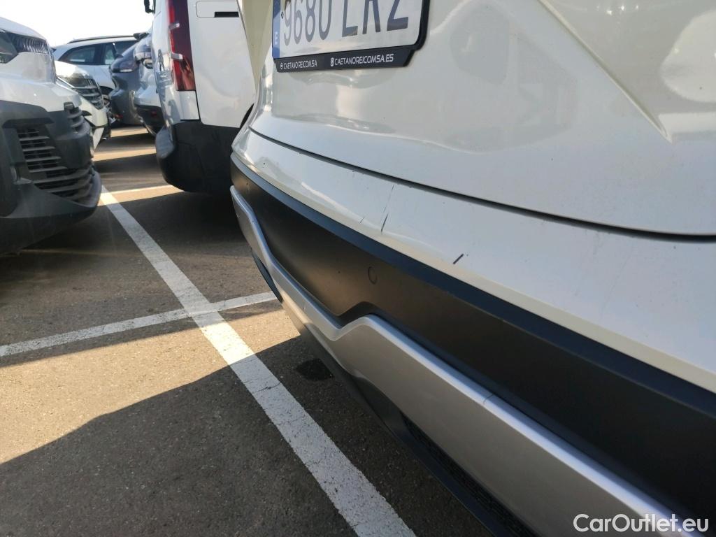  Land Rover  Discovery NISSAN QASHQAI / 2021 / 5P / todoterreno DIG-T 116kW mHEV Xtronic Premiere Edit.(SL) #25