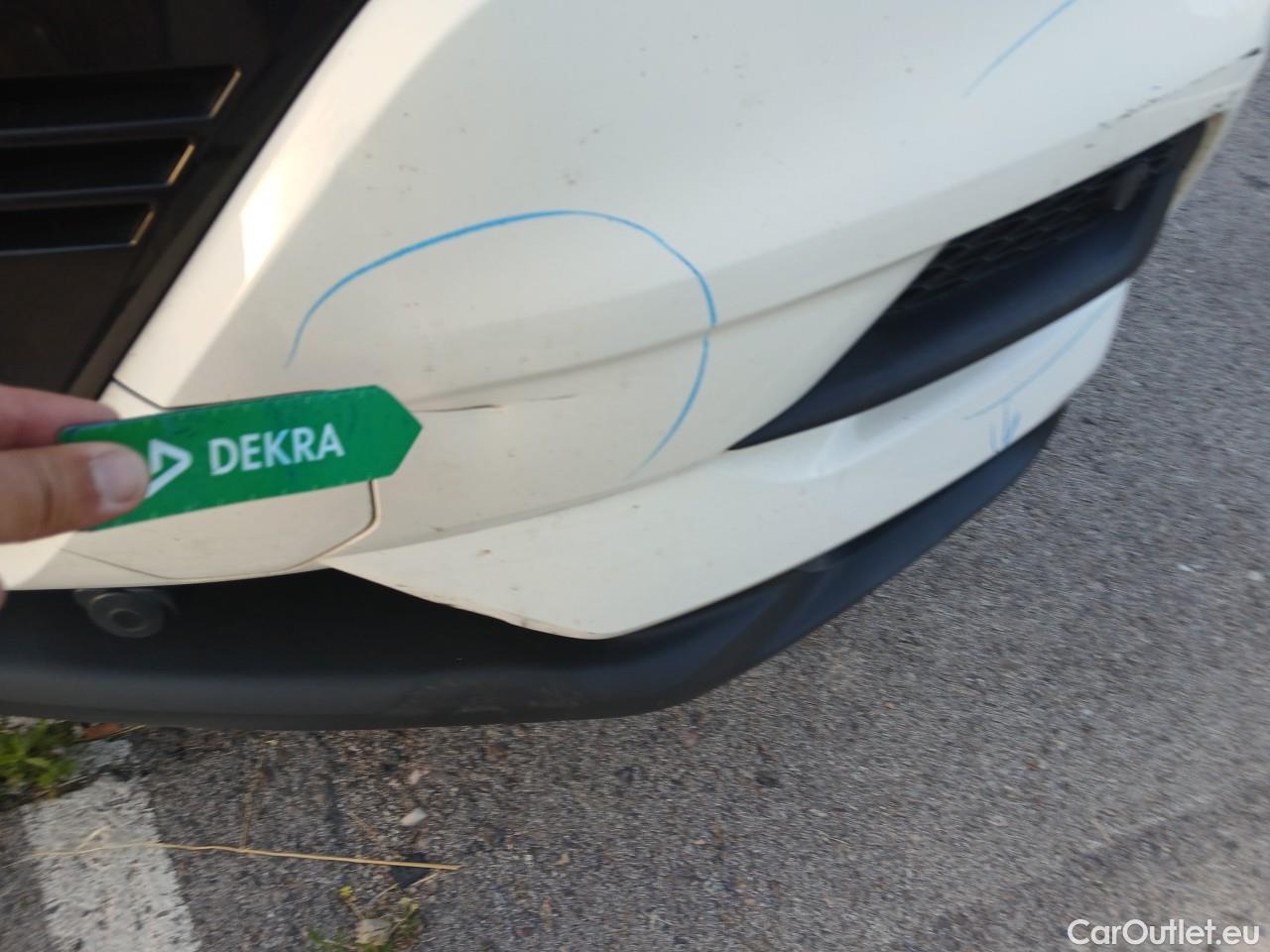  Nissan  Qashqai NISSAN  / 2017 / 5P / todoterreno dCi 85 kW (115 CV) E6D DCT ACENTA #16