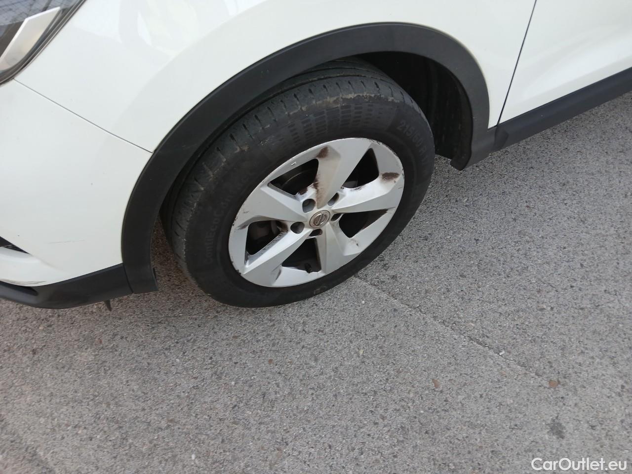  Nissan  Qashqai NISSAN  / 2017 / 5P / todoterreno dCi 85 kW (115 CV) E6D DCT ACENTA #9